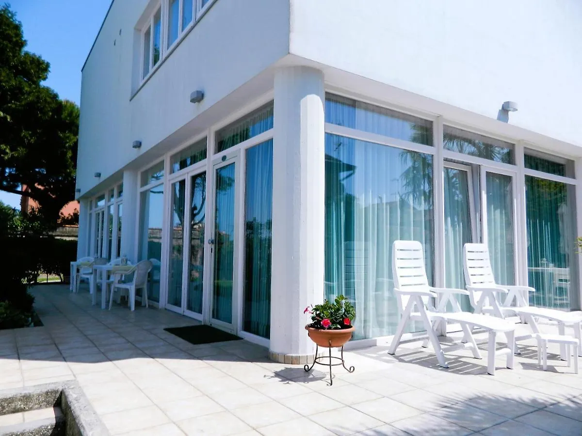Villa Marina البندقية-ليدو بيت ضيافة